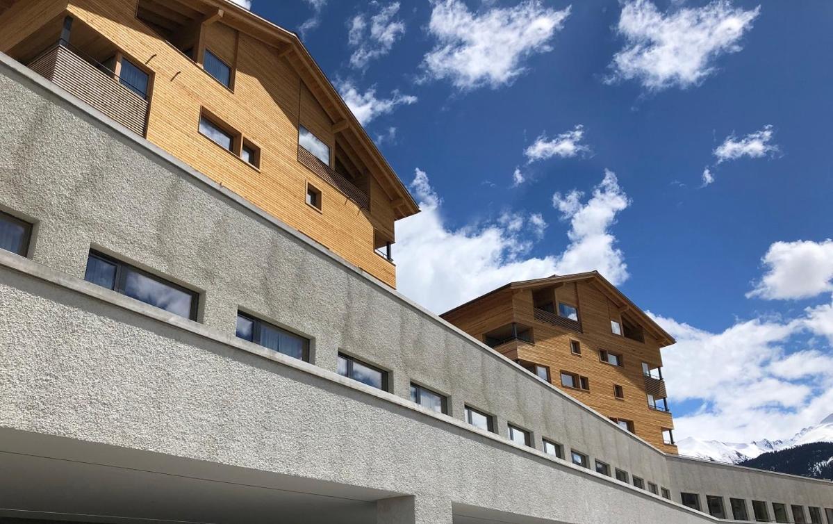Catrina Hostel Disentis Exterior foto